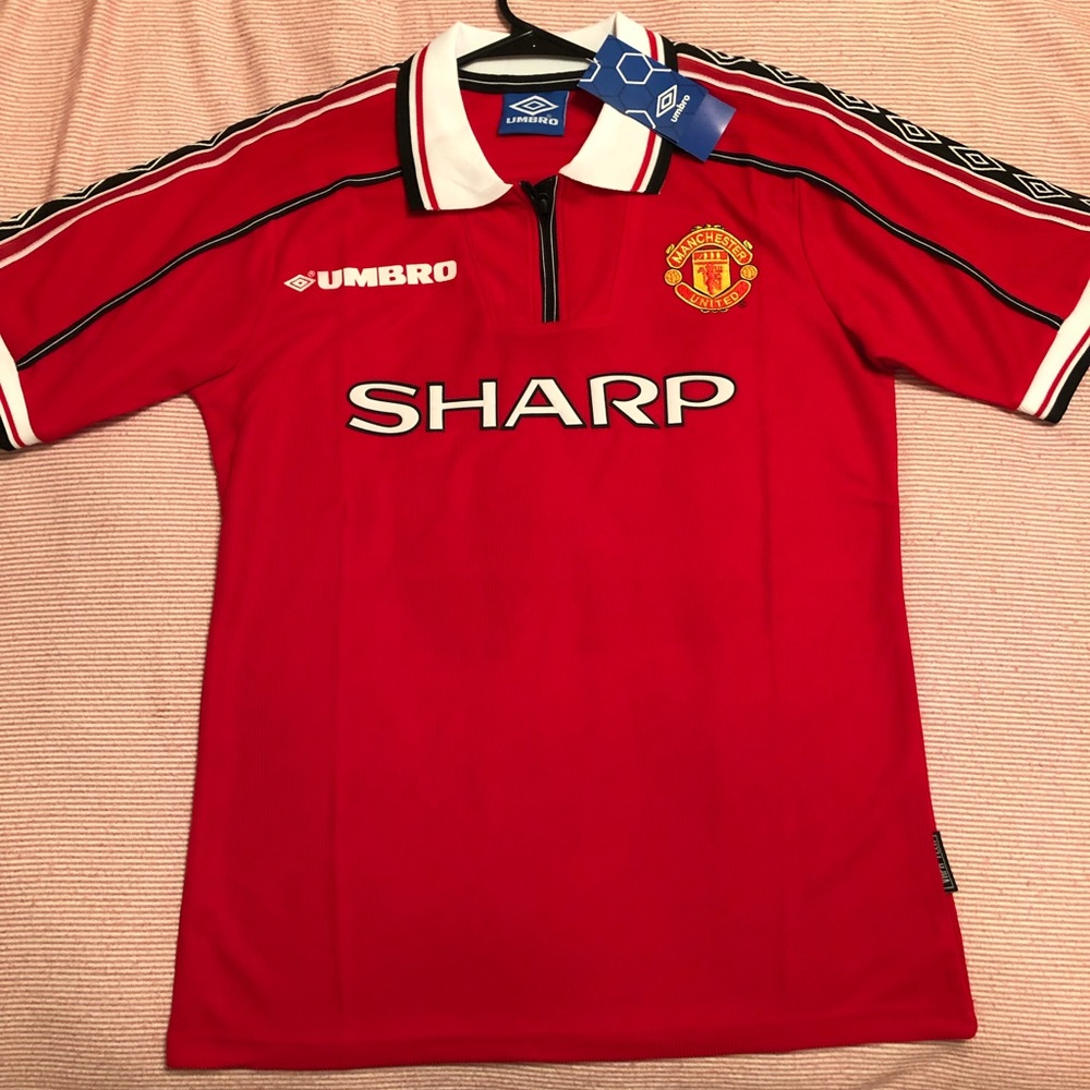 NWT Manchester United Retro Ole Gunnar kit